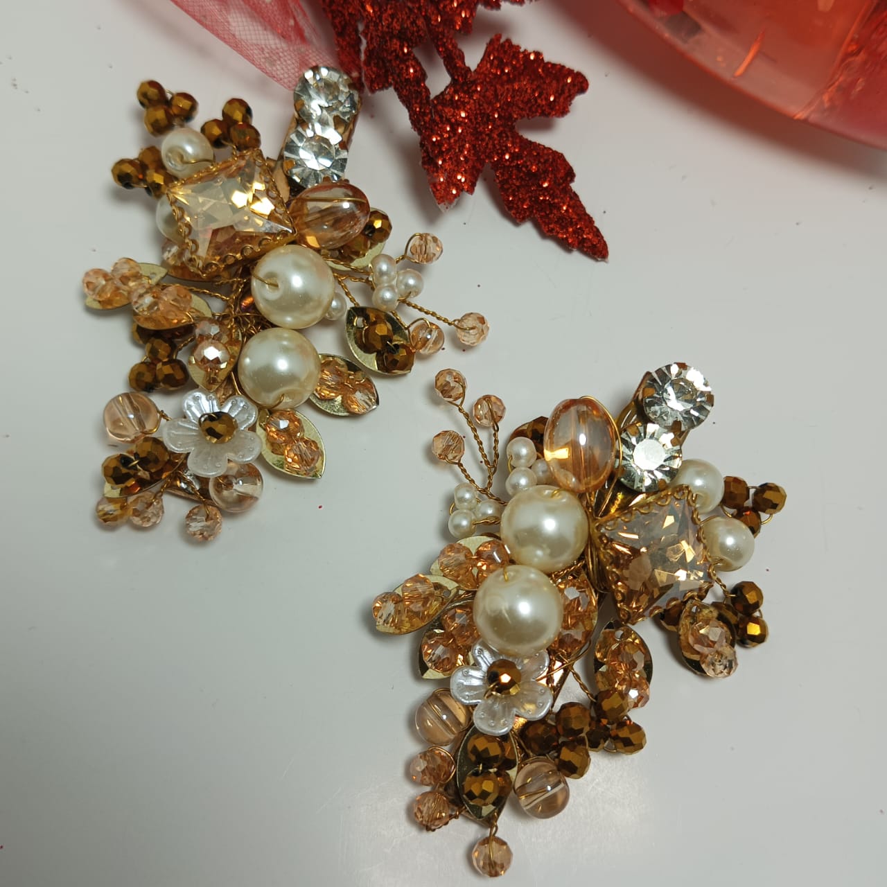 Fancy Golden Hair Pins for Party and Weddings (Set of 2) - Image 3