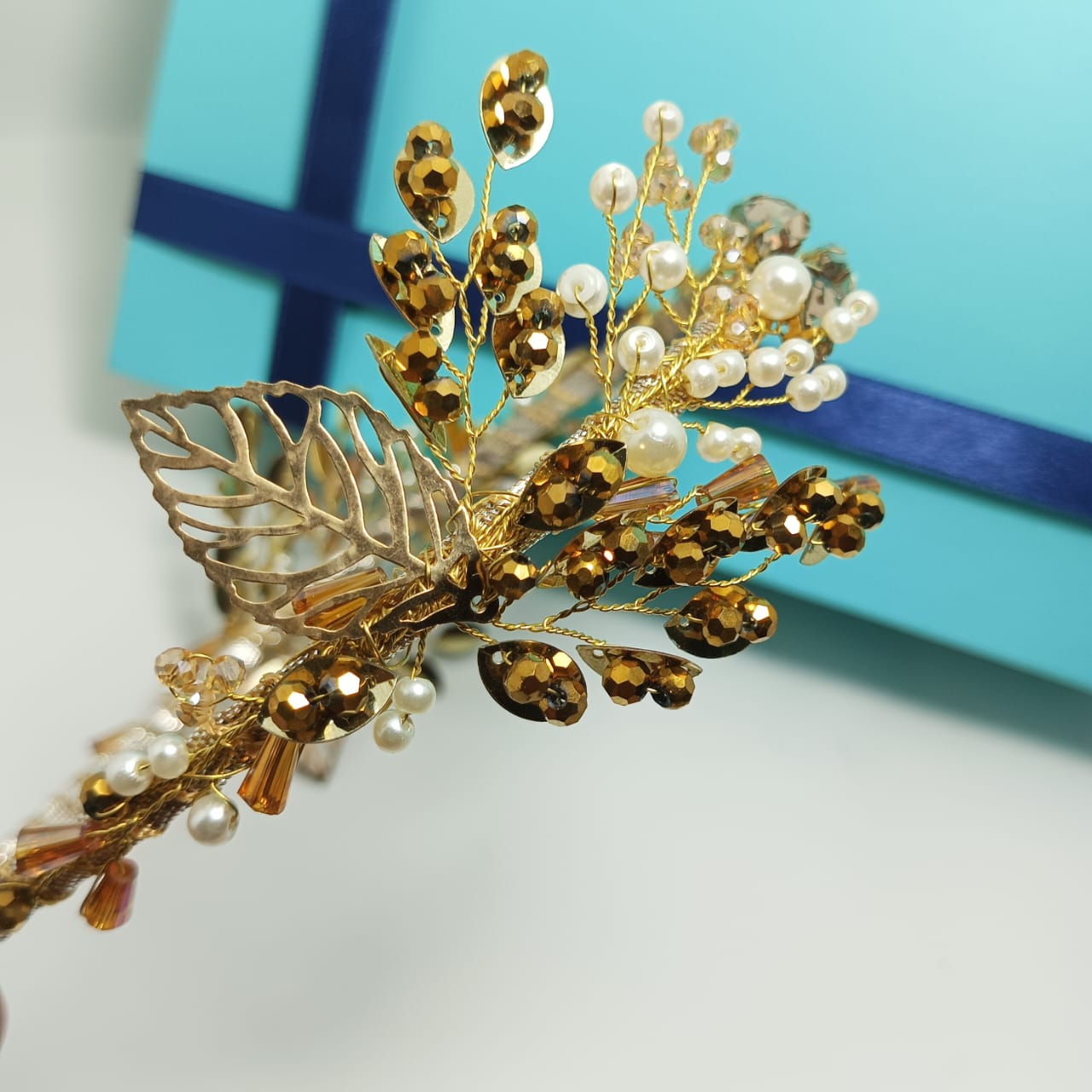 Golden Fancy Hair Band - Image 6