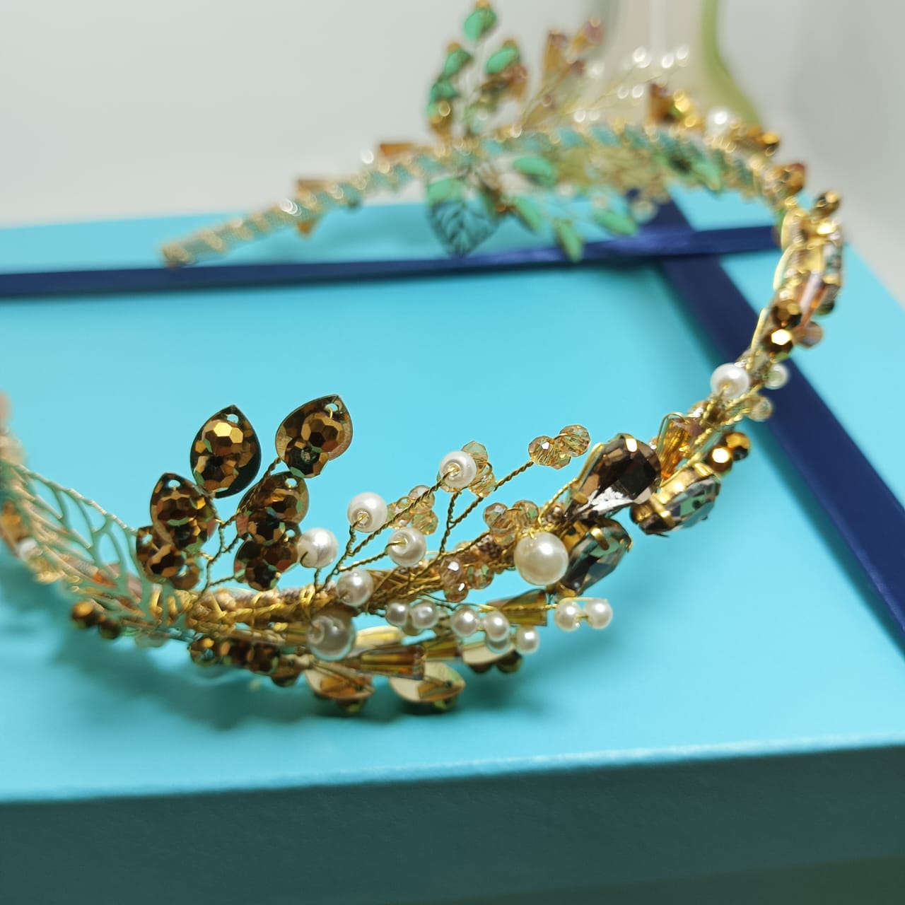 Golden Fancy Hair Band - Image 7