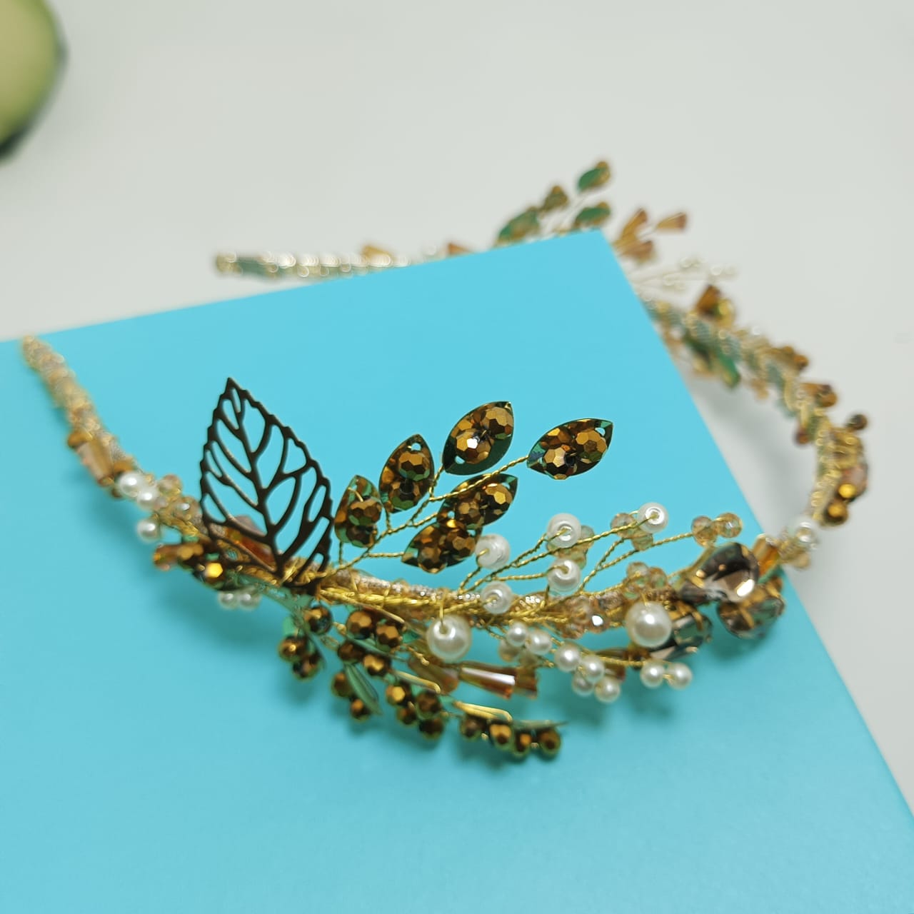 Golden Fancy Hair Band - Image 8