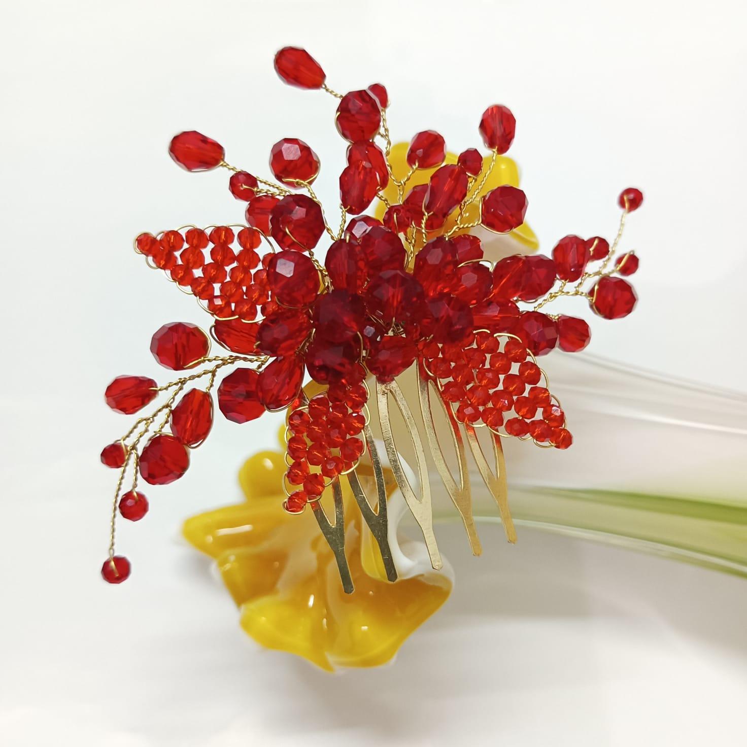 Red Hair Comb - Image 2
