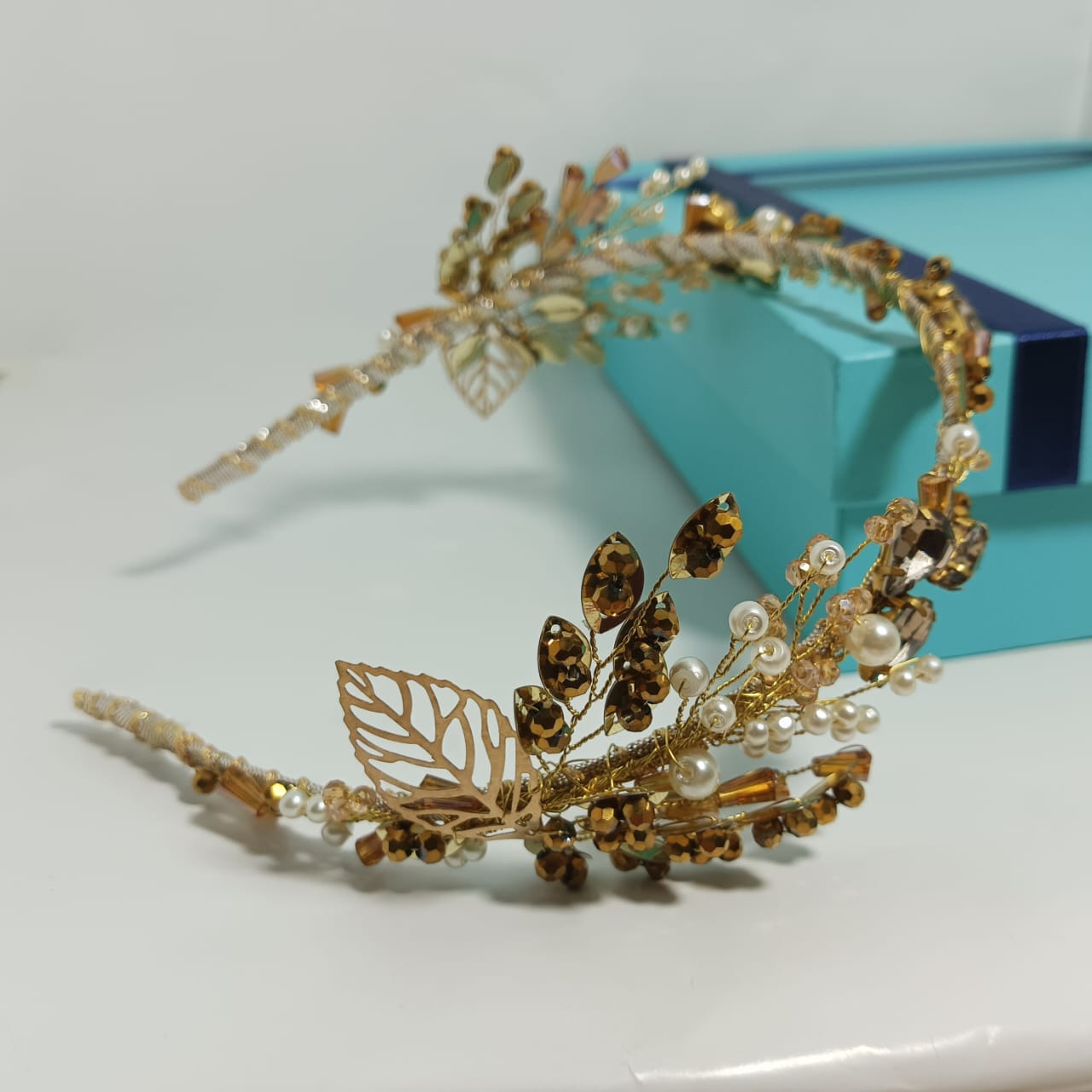 Golden Fancy Hair Band - Image 3