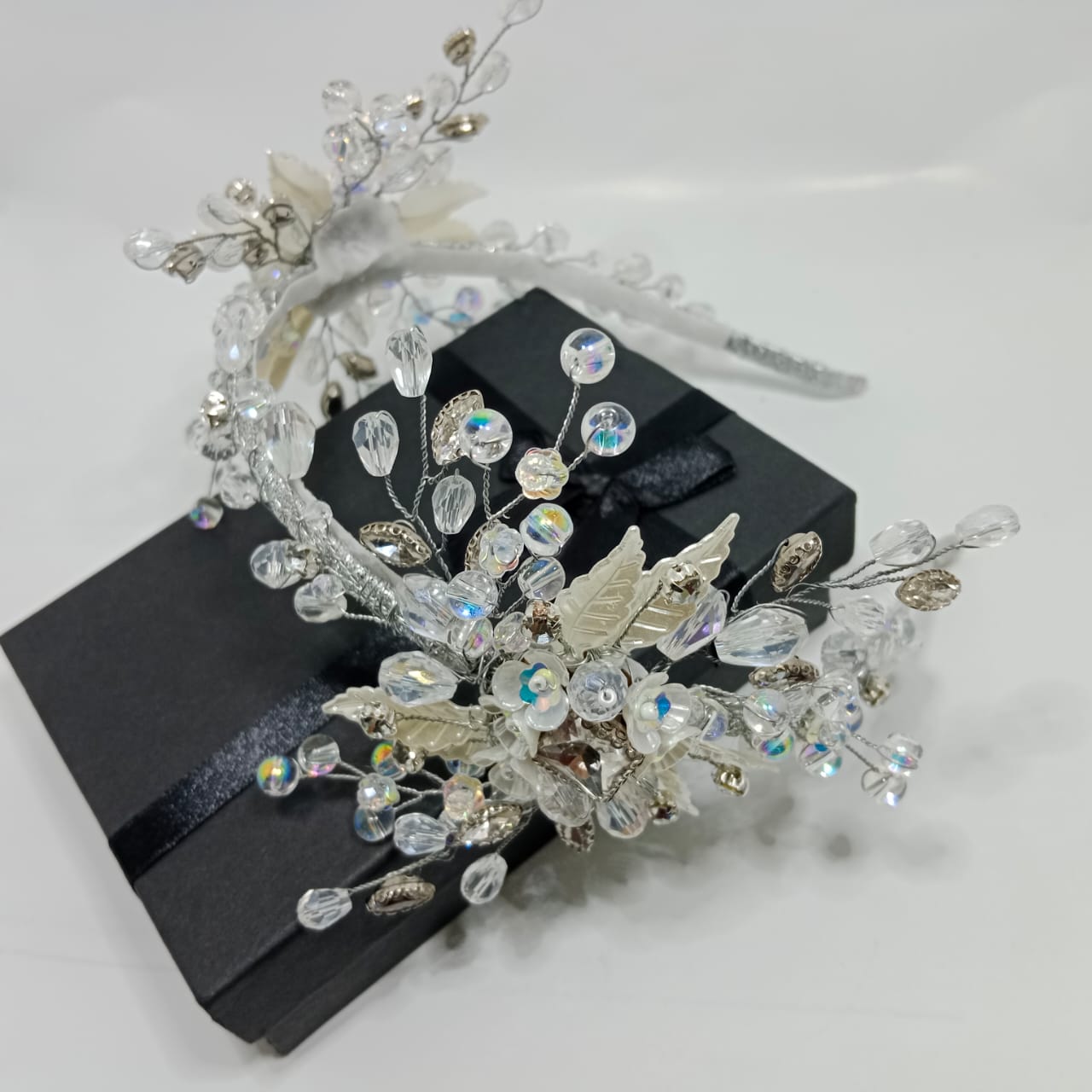 Crystal Silver hair band dubbal side - Image 2
