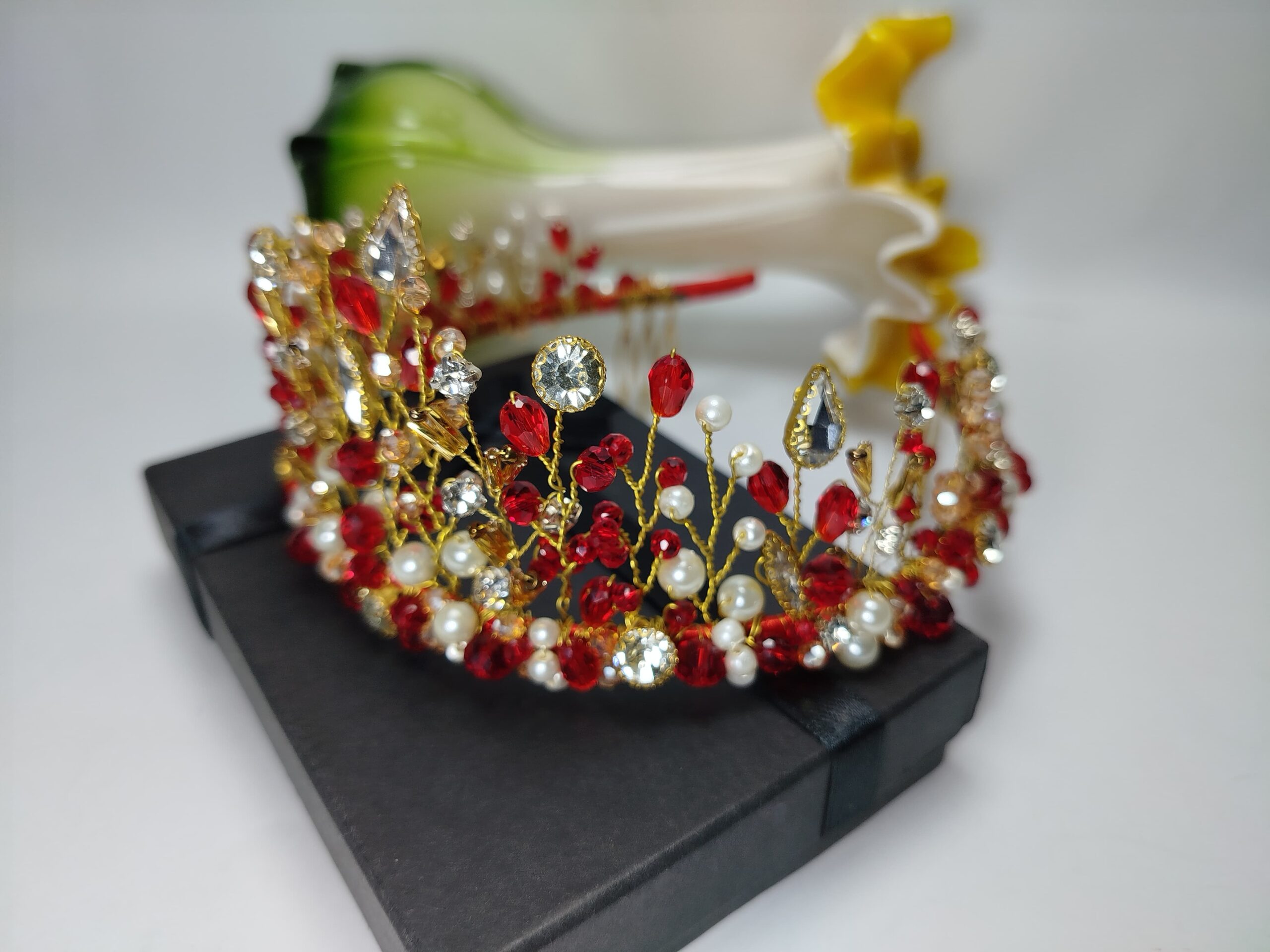 Red Golden Crown for Bride - Image 4