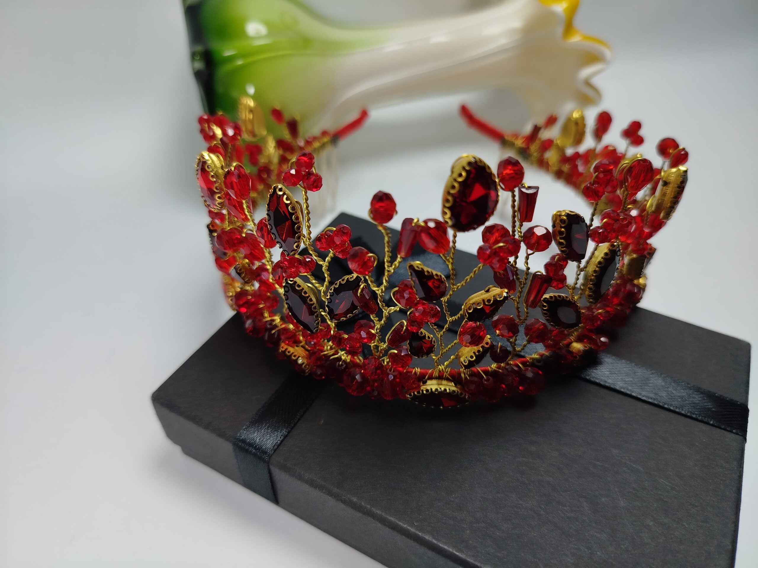 Pure Red Crown for Bride - Image 3