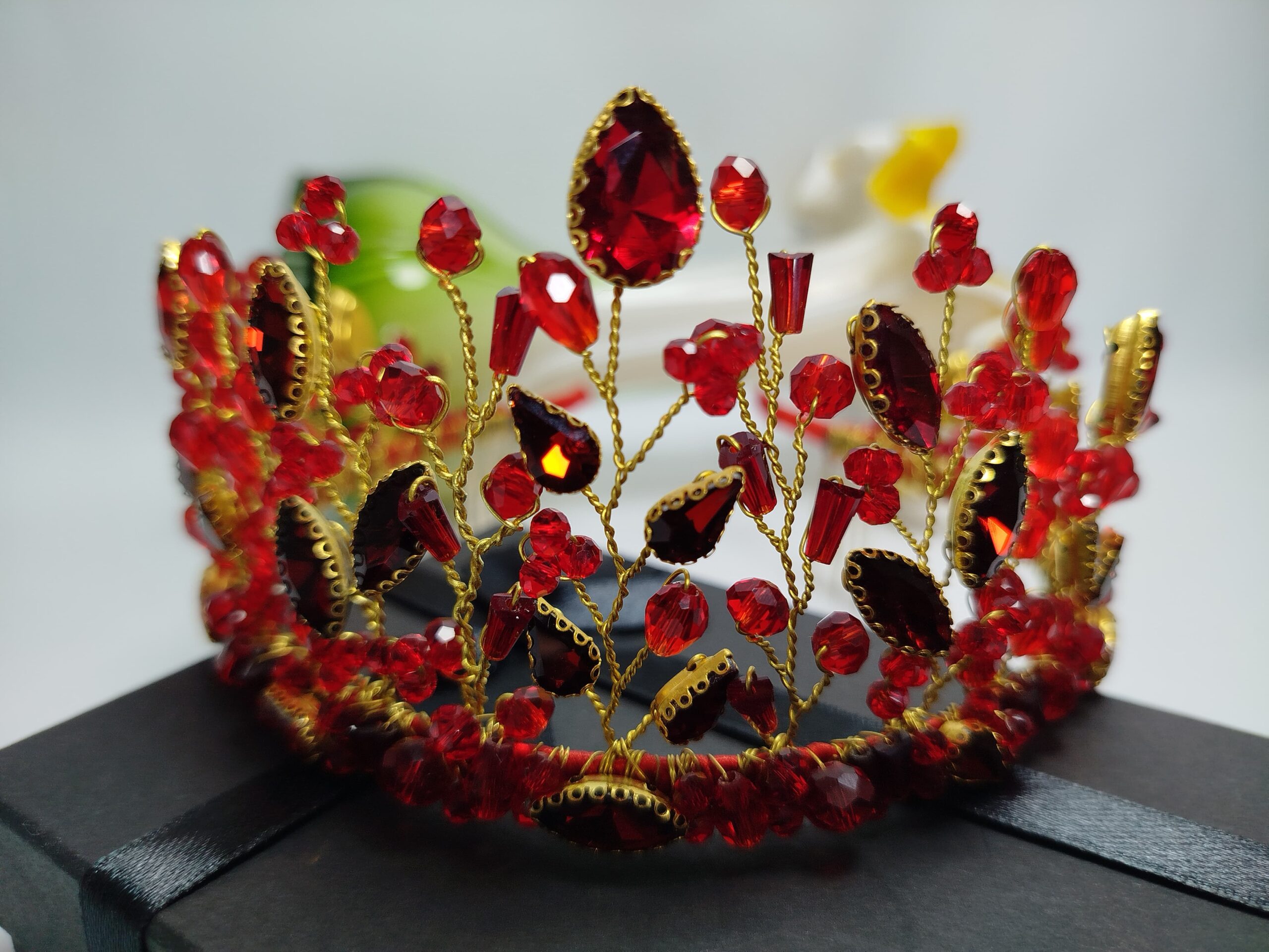 Pure Red Crown for Bride - Image 4