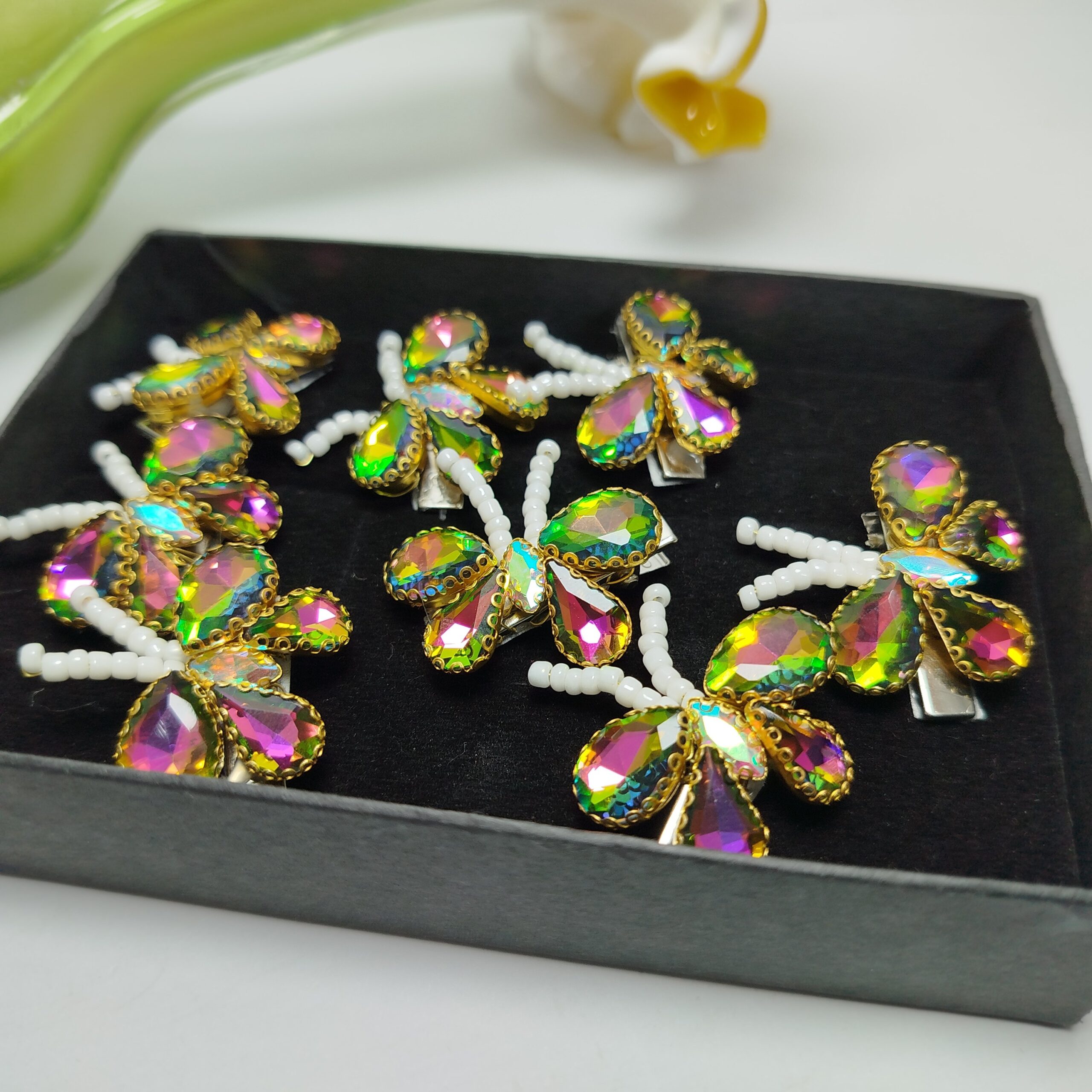 Butterfly Pins for Girls Women Party and Weddings (Set of 5) - Image 4
