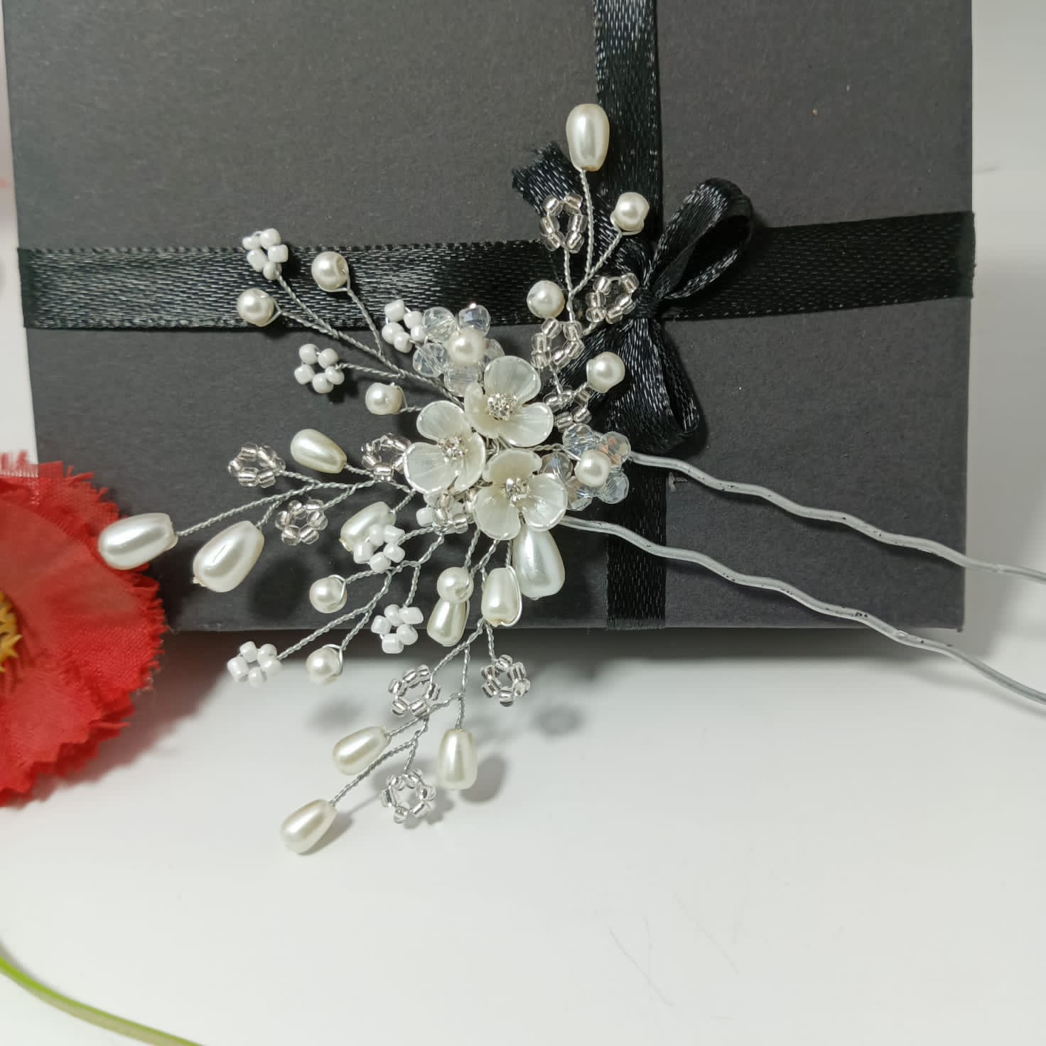White Jora Pin - Image 4