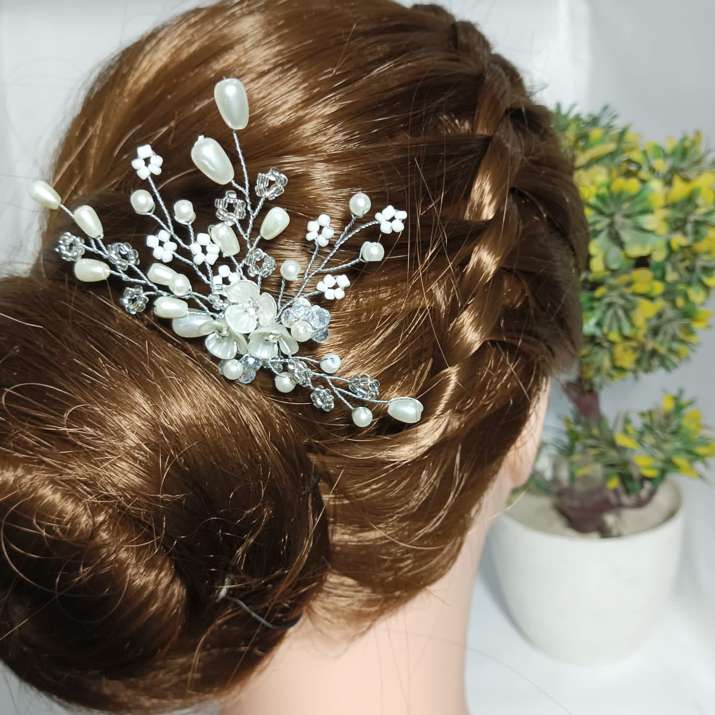 White Jora Pin - Image 3