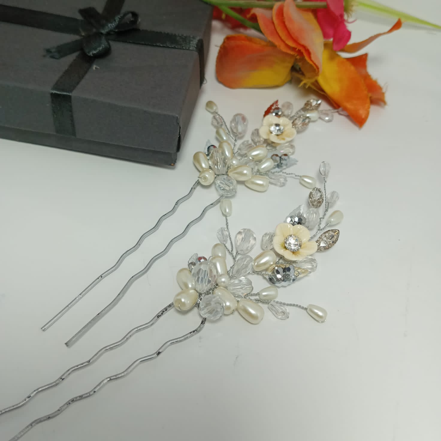 White Silver Rhinestones Jora Pin (Set of 2) - Image 4