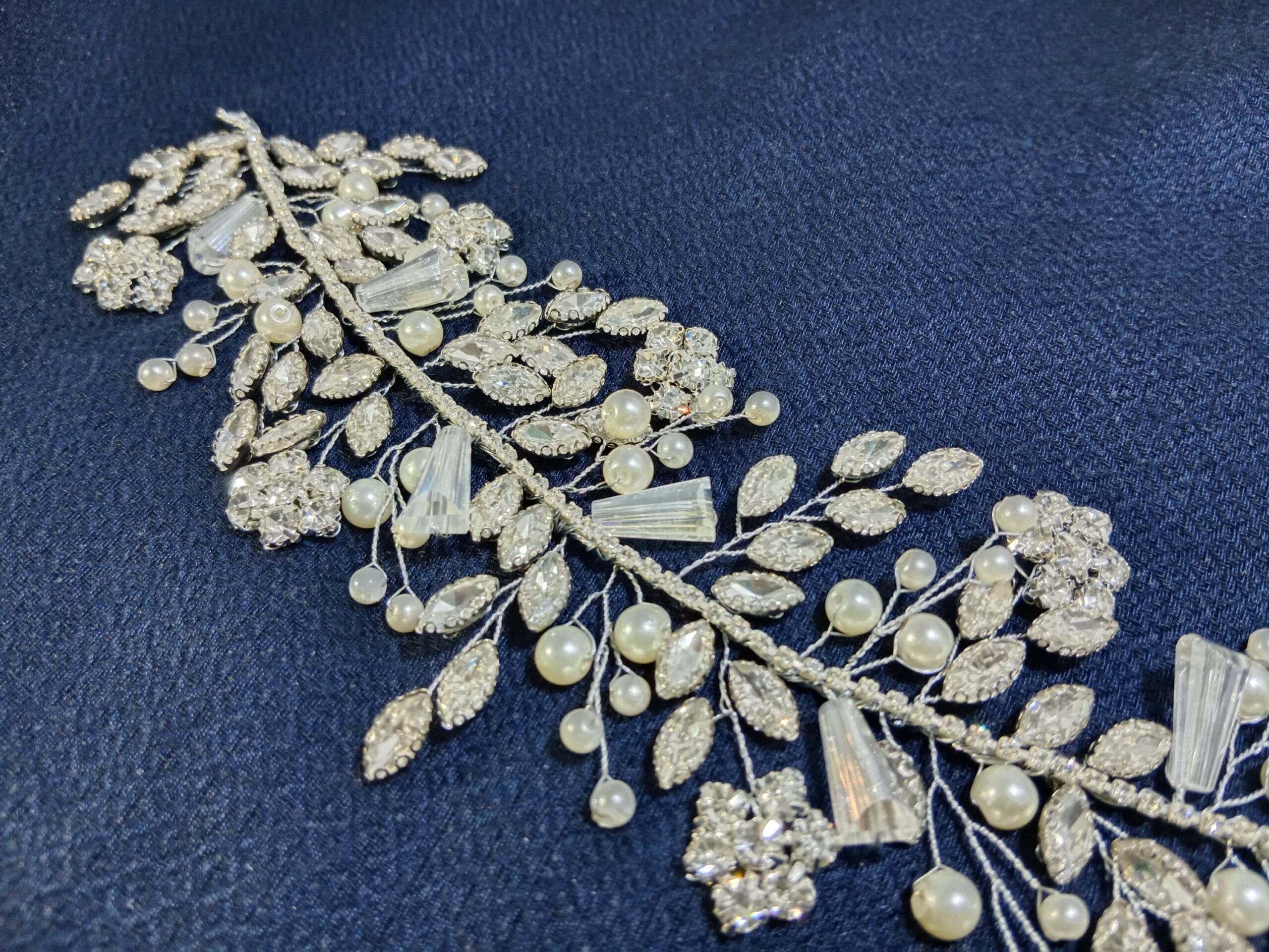 White Silver Head-piece For bridal & Party Wear - Image 8