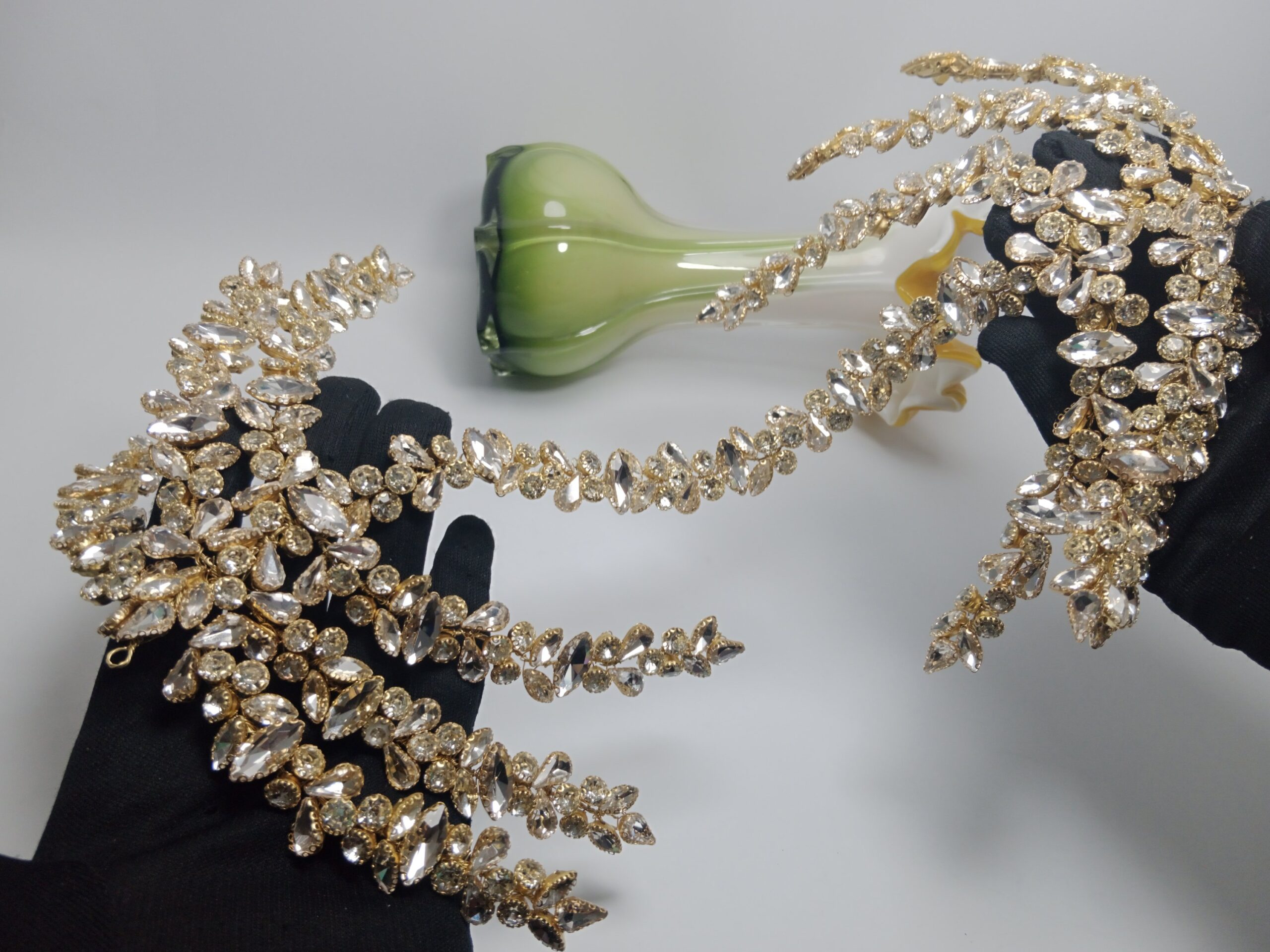 Silver Rhinestone with Golden Base Head-piece - Image 9