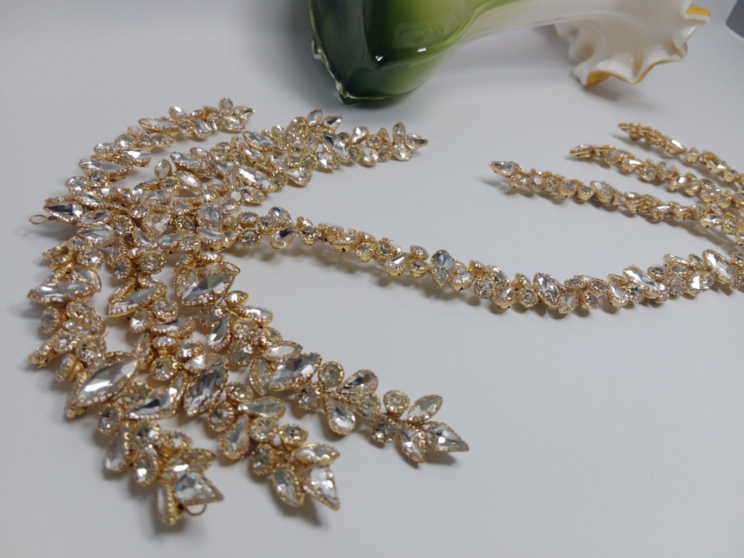 Silver Rhinestone with Golden Base Head-piece - Image 4