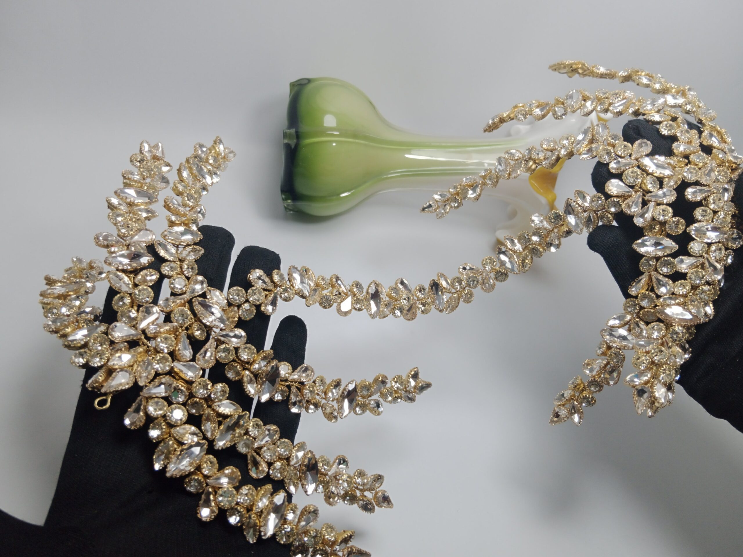 Silver Rhinestone with Golden Base Head-piece - Image 6